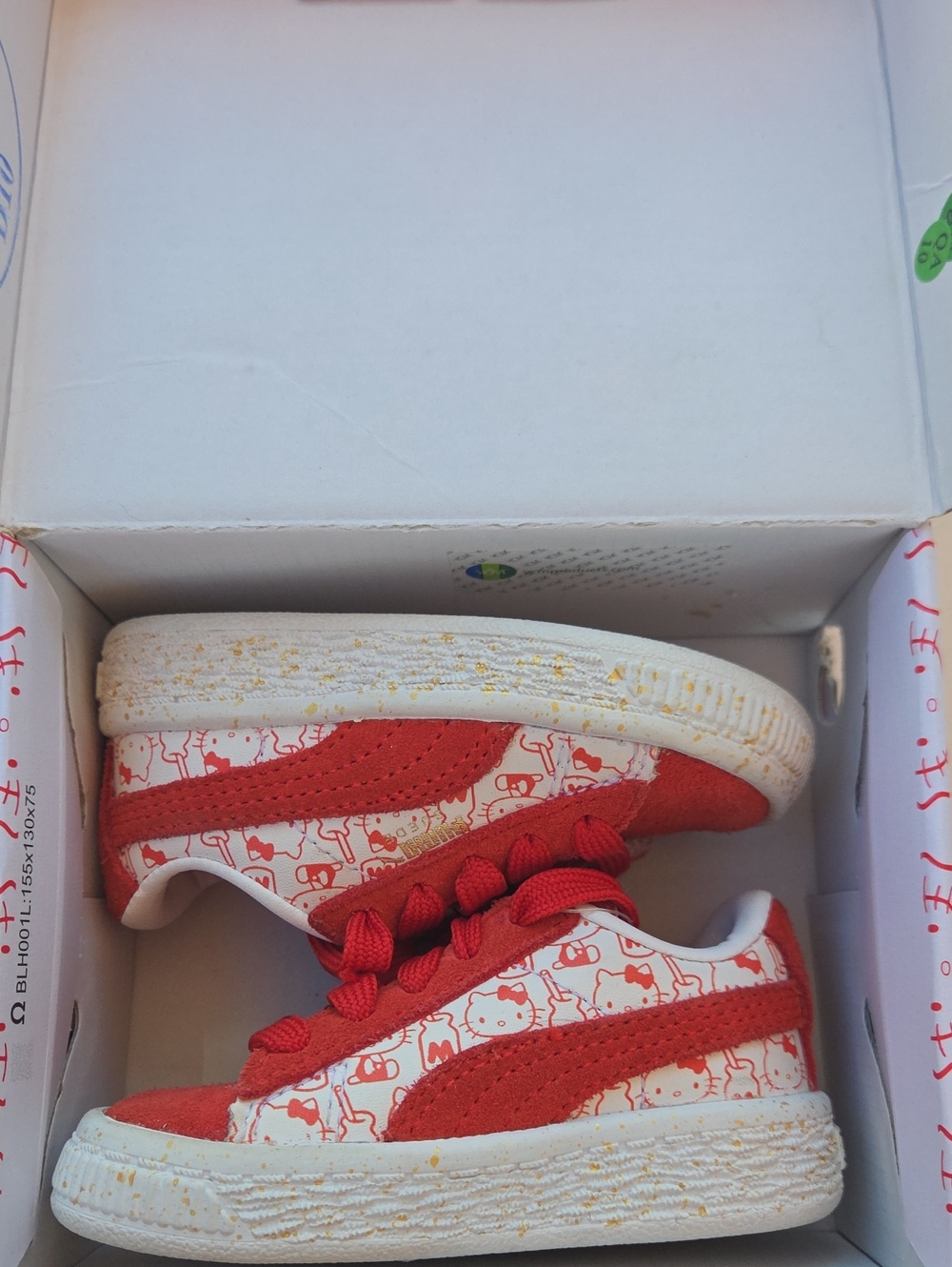 Hello Kitty 50th Anniversary Suede Puma Sneakers US size 4c